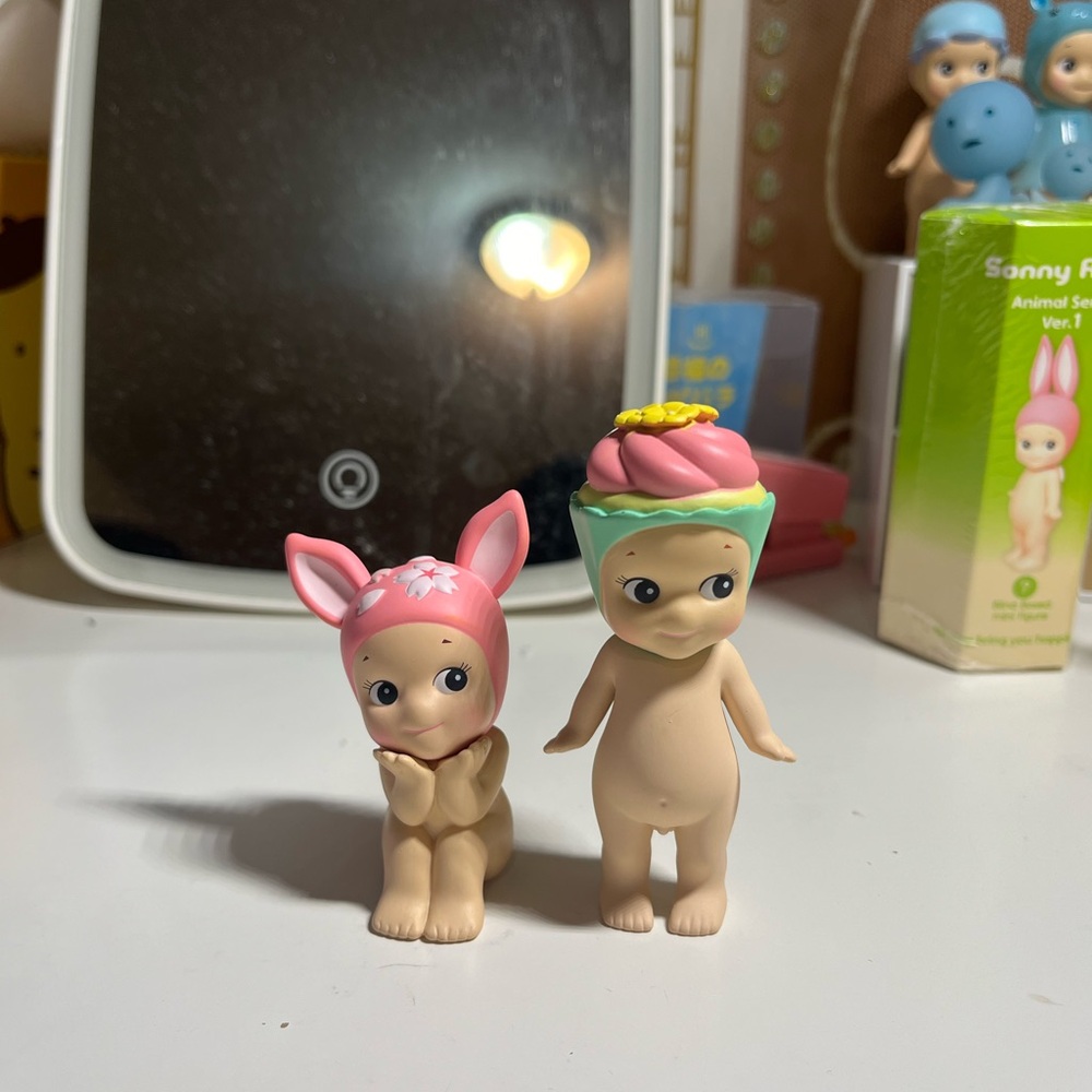 fawn and cupcake sonny angels